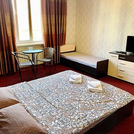 Mini-Hotel Sakvoyage Черновцы Экстерьер фото